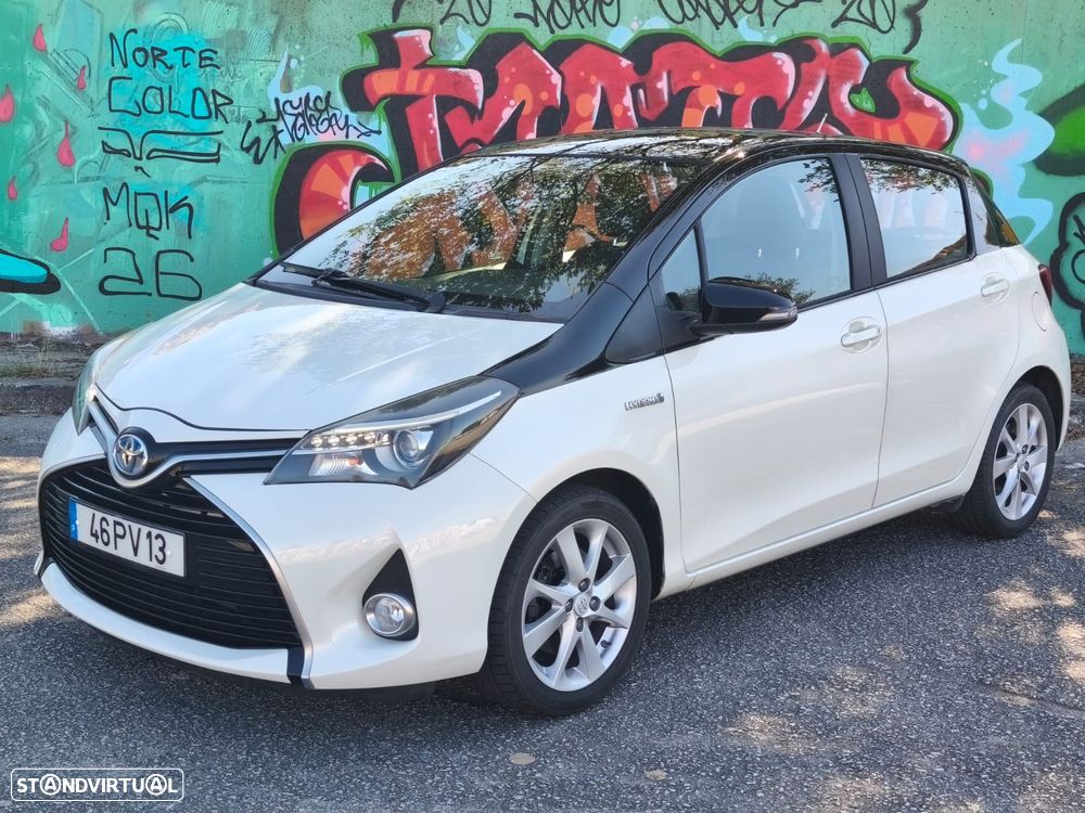 Toyota Yaris 1.5 HSD Comfort+Navi - 9