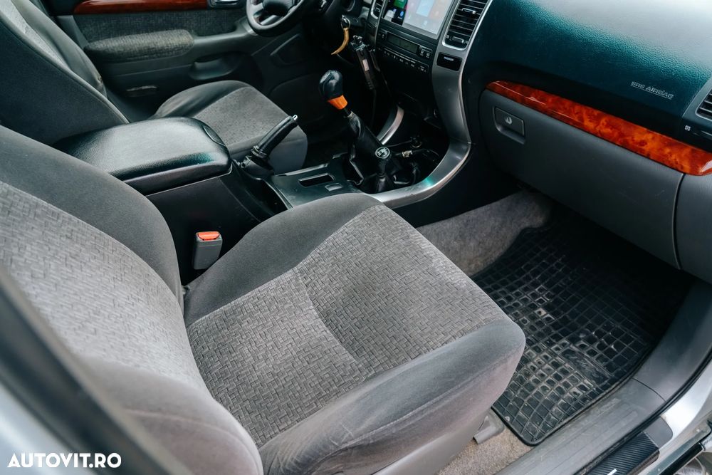 Toyota Land Cruiser 3.0 TD-4D Comfort - 23