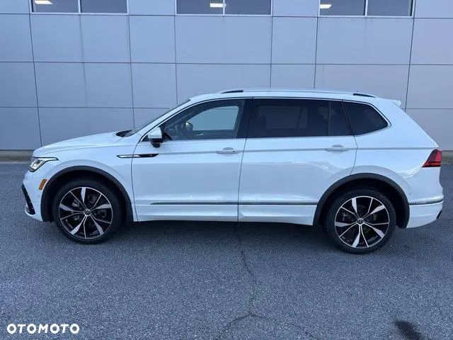 Volkswagen Tiguan - 9