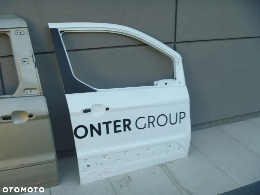 FORD TRANSIT CONNECT MK2 DRZWI PRAWE SUWANE LISTWA - 11