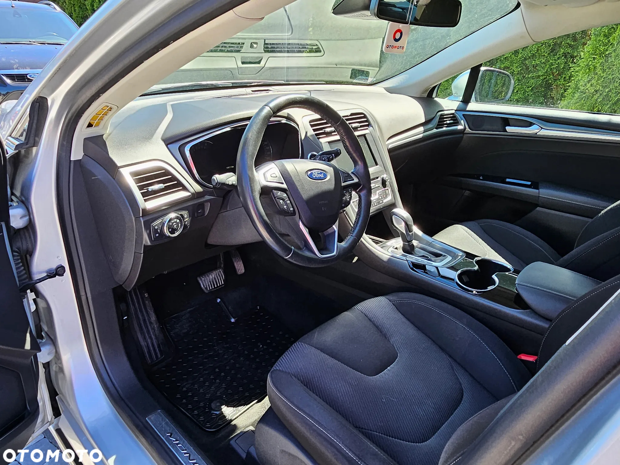 Ford Mondeo 2.0 EcoBlue Titanium - 23