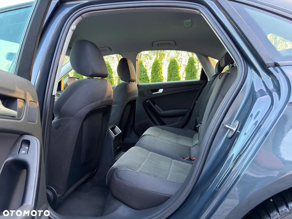 Audi A4 Limousine 1.8 TFSI Attraction - 32