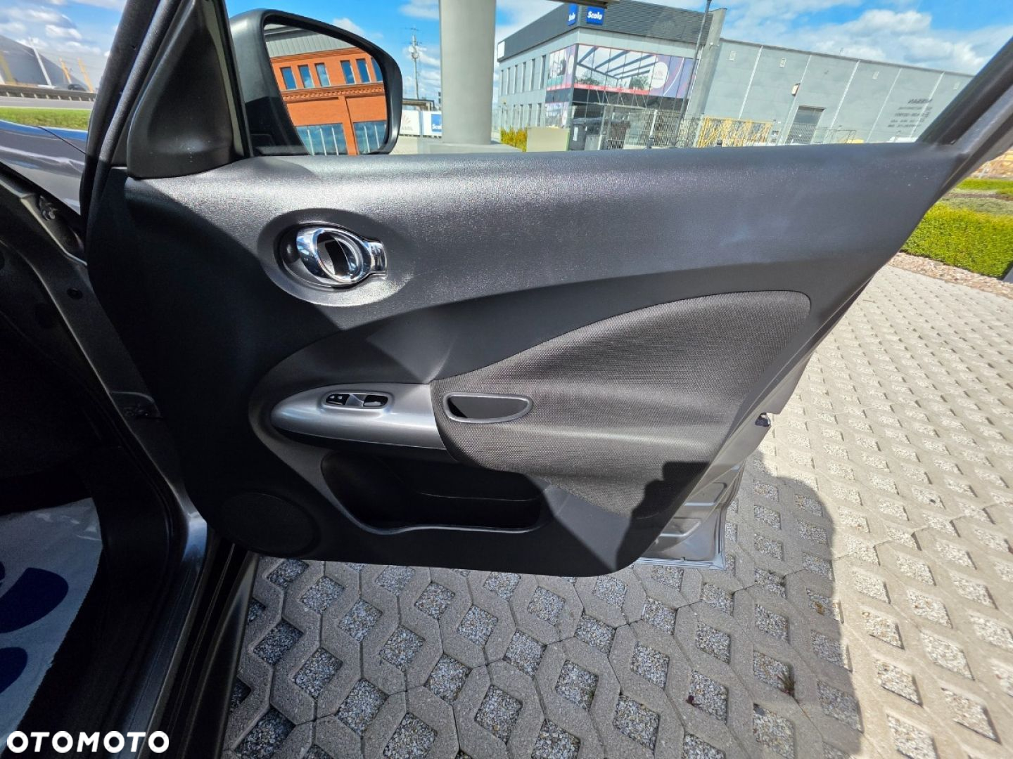 Nissan Juke - 25