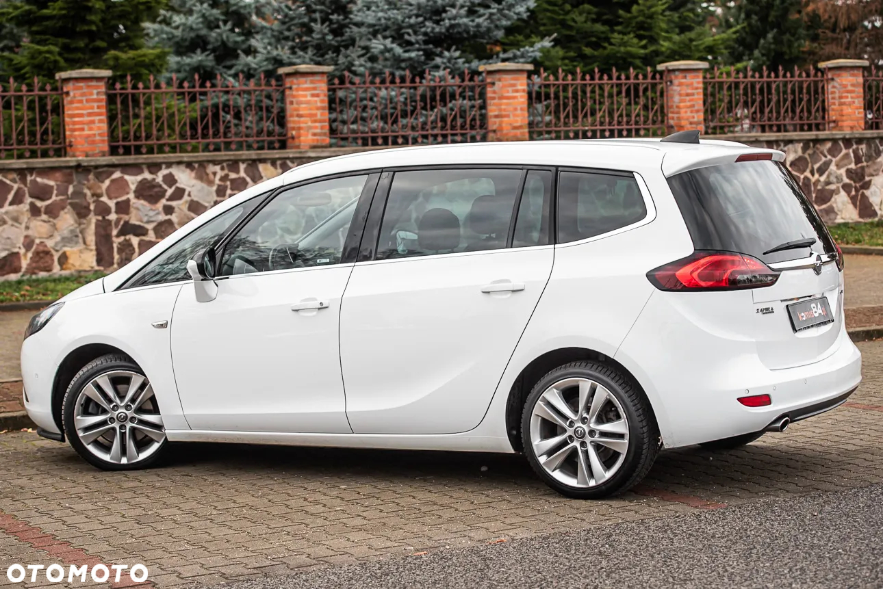 Opel Zafira - 12