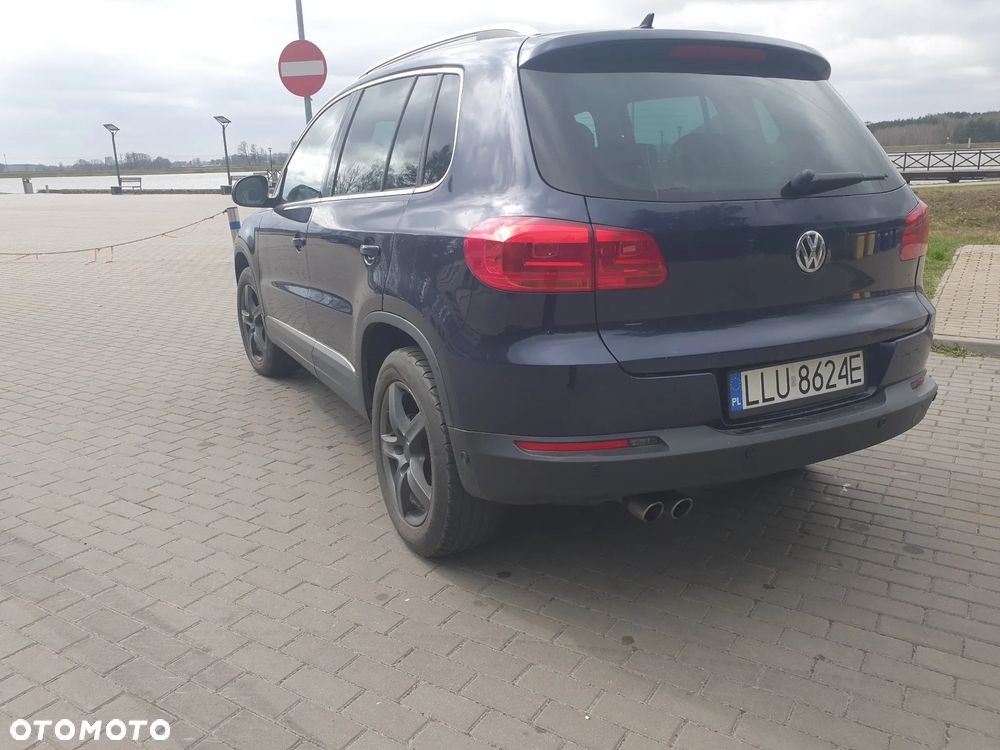 Volkswagen Tiguan 2.0 TDI DPF 4Motion BlueMotion Technology DSG Lounge Sport & Style - 5