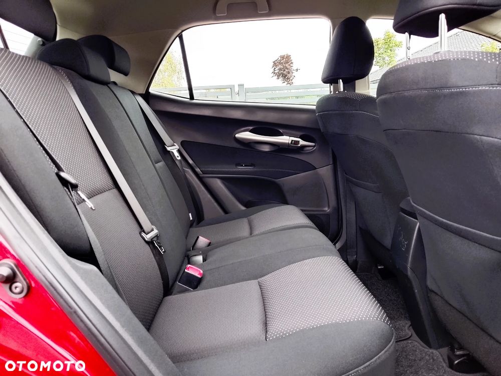 Toyota Auris - 8