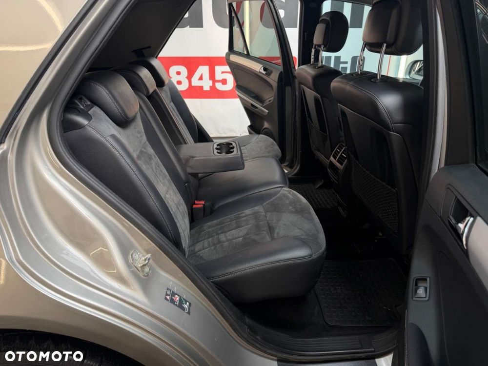 Mercedes-Benz ML - 8