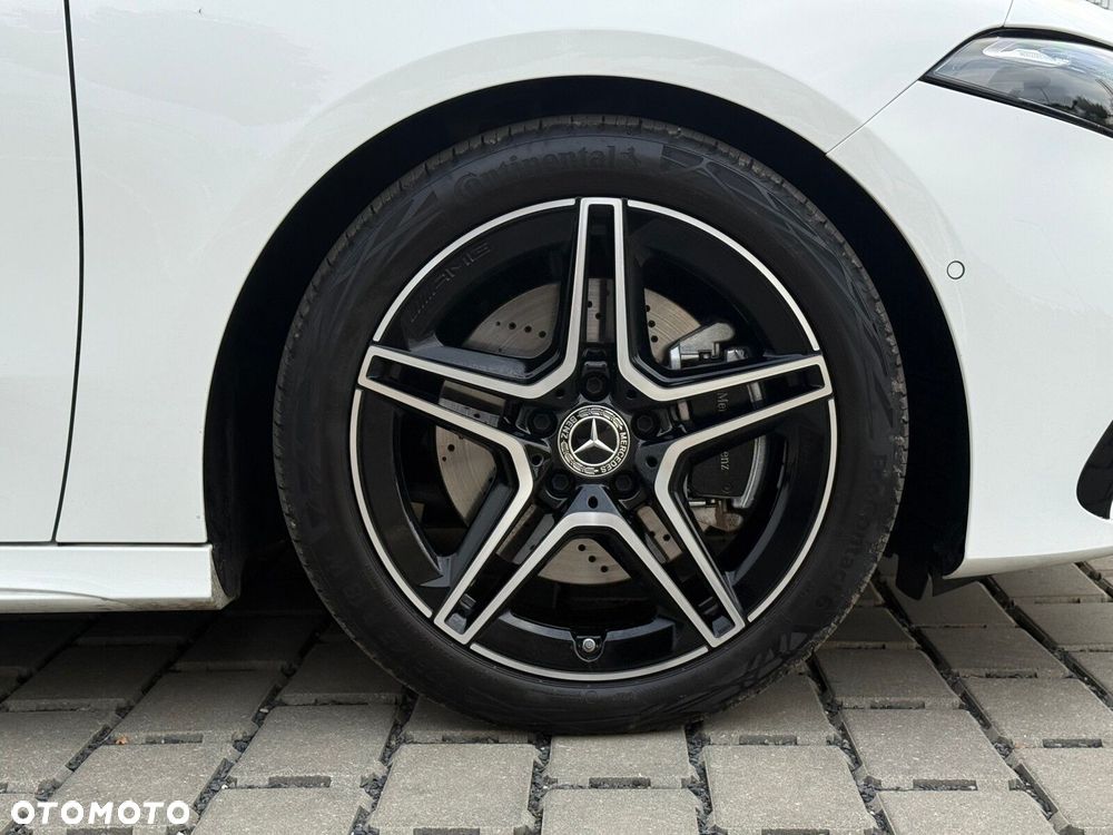 Mercedes-Benz Klasa A 220 4-Matic AMG Line 8G-DCT - 11