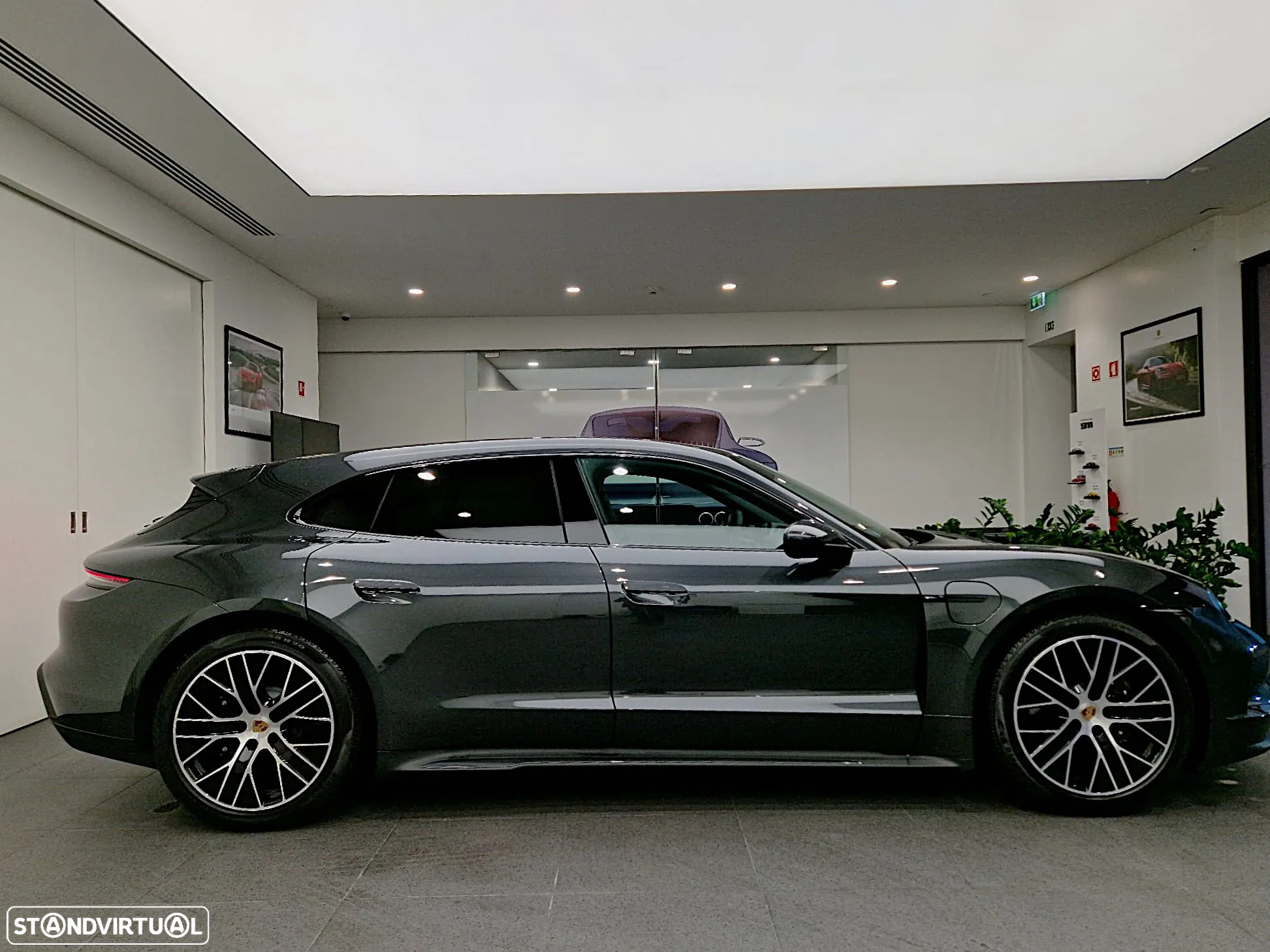 Porsche Taycan Sport Turismo Standard - 9
