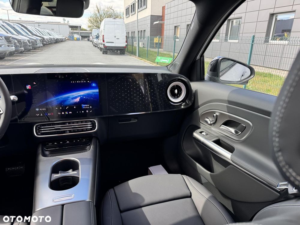 Mercedes-Benz GLB 250+ EQ 85kWh - 14