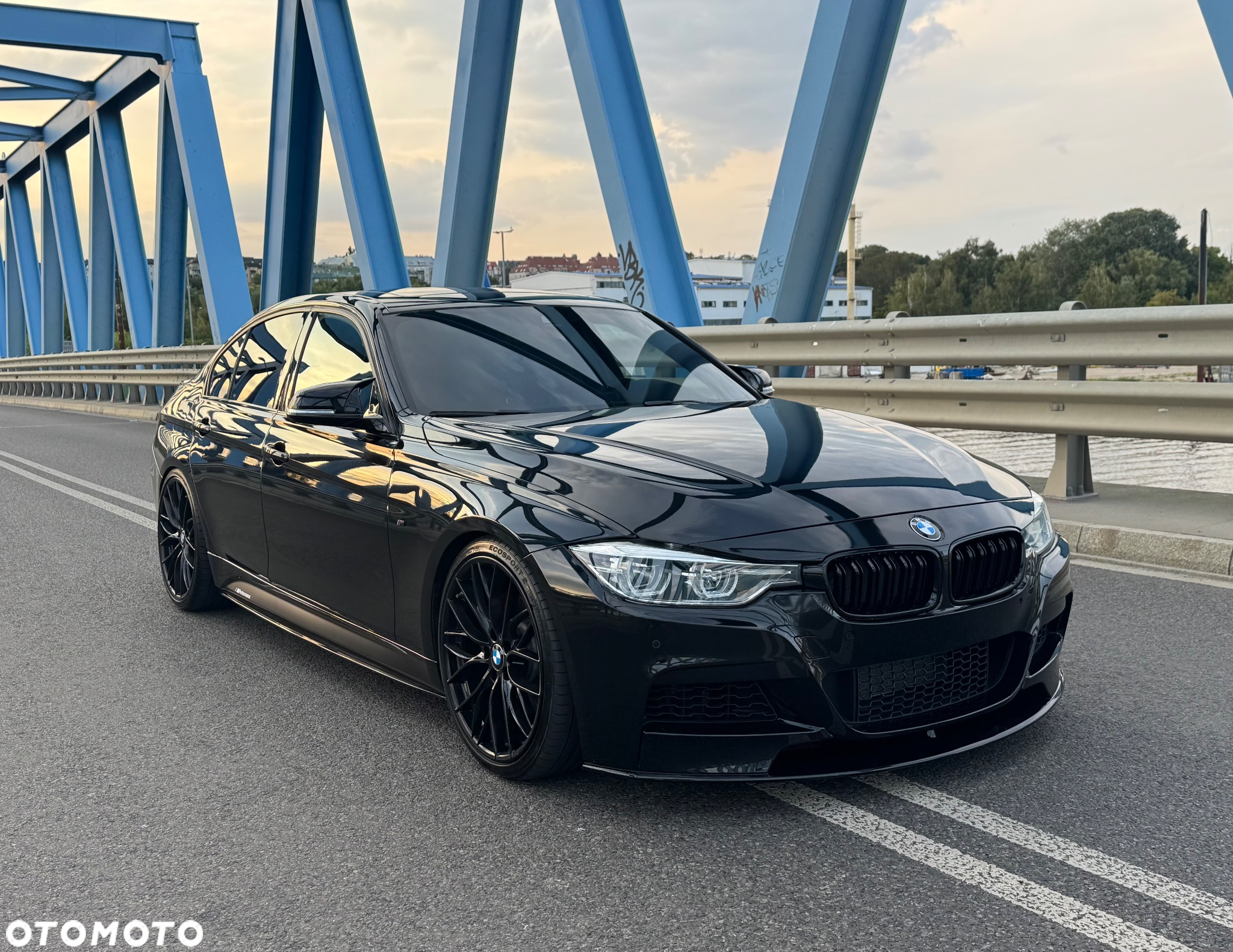 BMW Seria 3 340i xDrive M Sport - 4