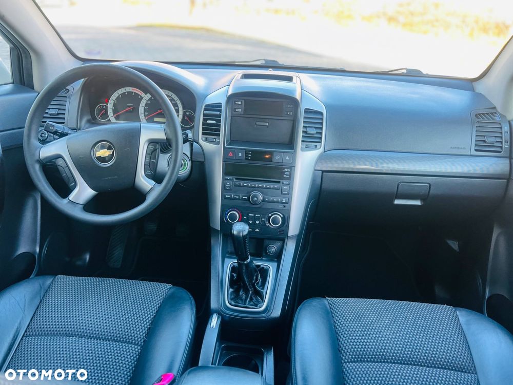 Chevrolet Captiva 2.0 d LS - 10