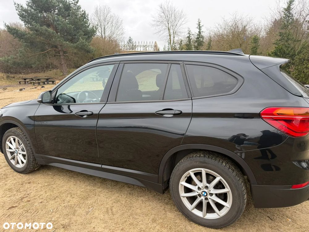 BMW X1 sDrive16d - 4