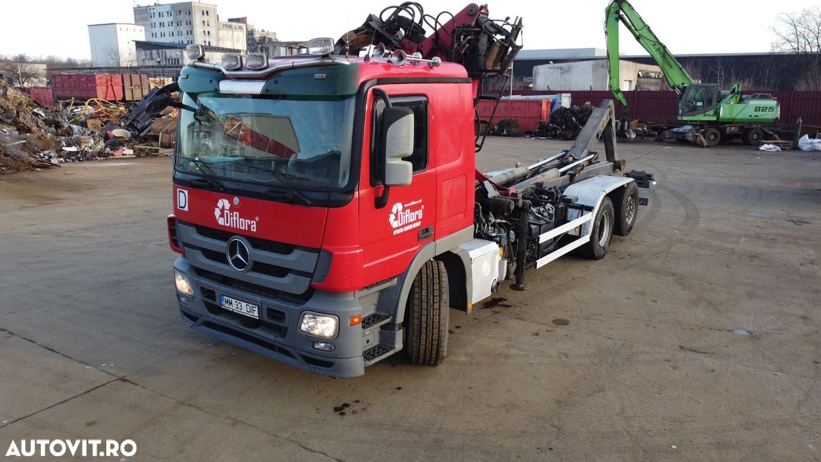 Mercedes-Benz Actros - 1