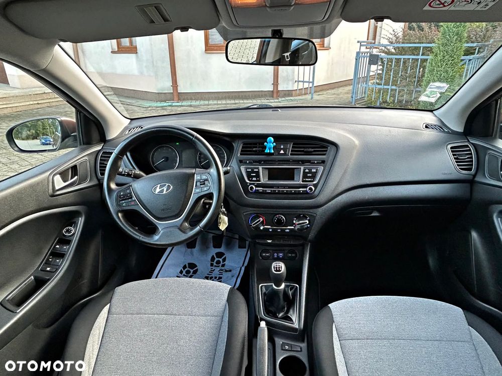 Hyundai i20 blue 1.2 Style - 25