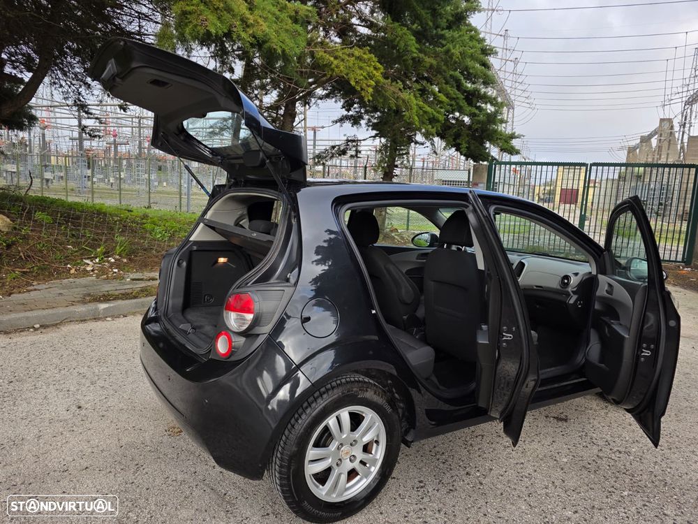 Chevrolet Aveo 1.2 LTZ - 46