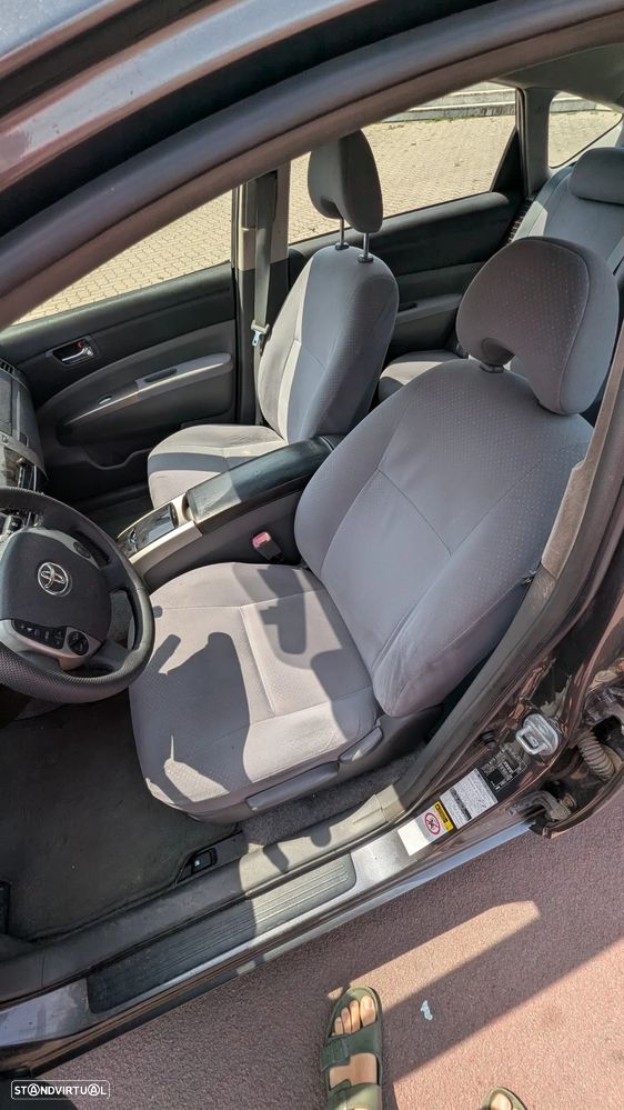 Toyota Prius 1.5 VVT-i HSD Sol - 16