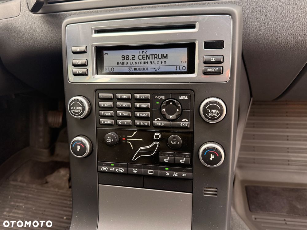 Volvo V70 2.0 - 19