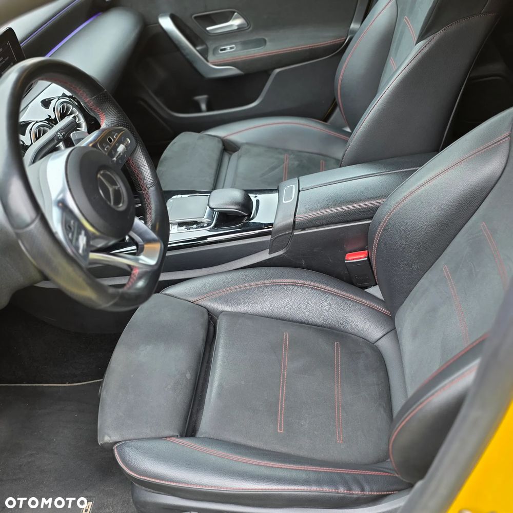 Mercedes-Benz CLA 180 d 7G-DCT AMG Line - 10
