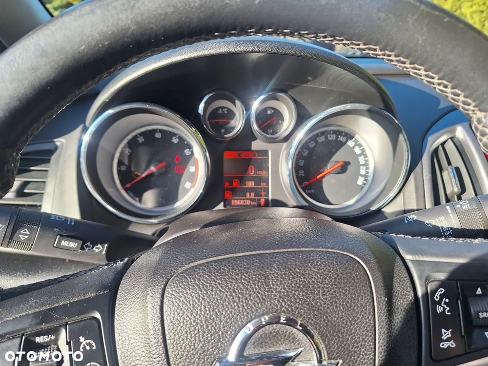 Opel Astra 1.4 T Active EU6 - 7