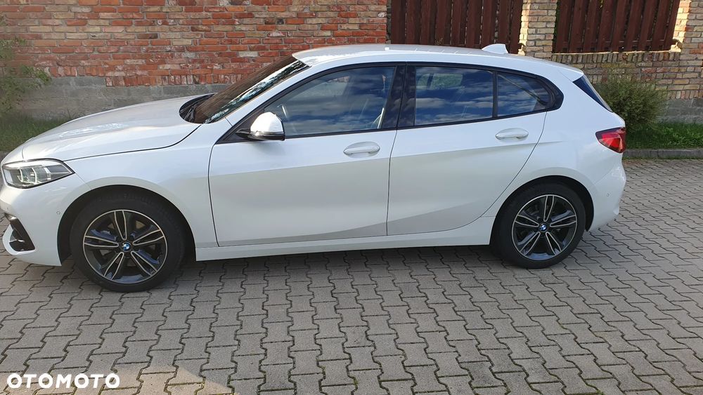 BMW Seria 1 118i Sport Line - 2