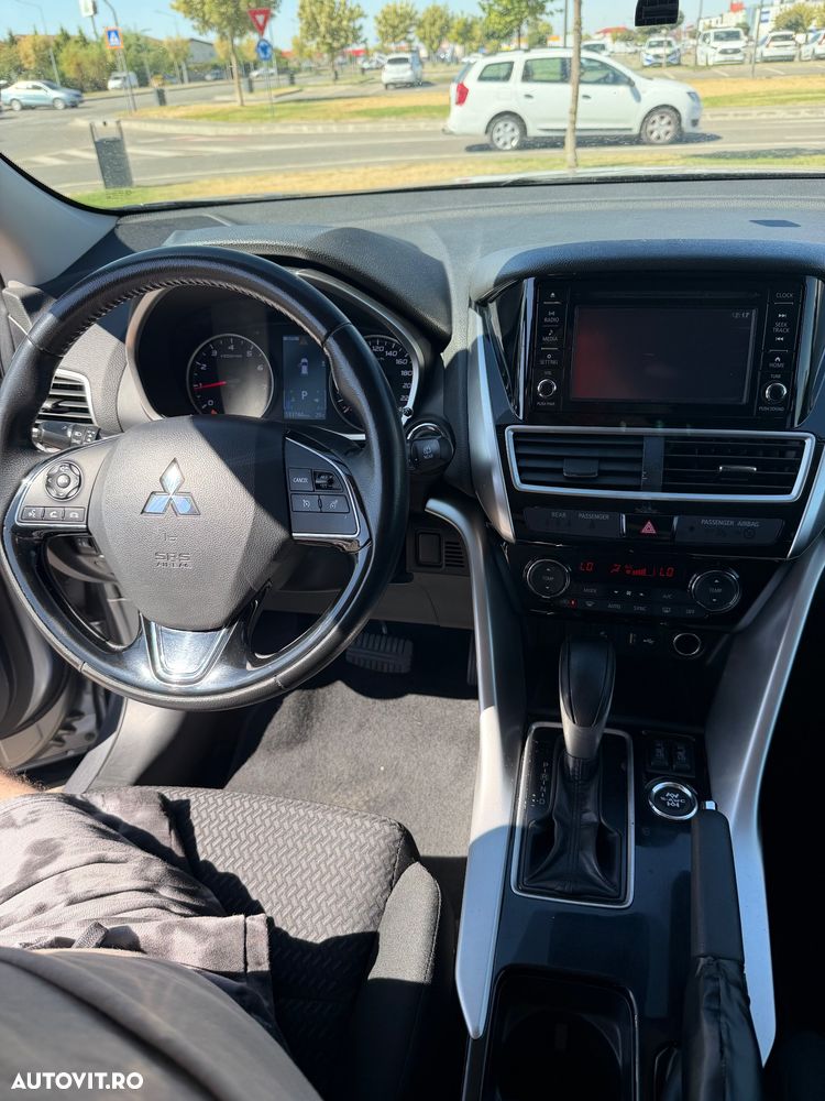 Mitsubishi Eclipse-Cross 1.5-litre 16-valve DOHC MIVEC 4X4 Invite+ Aut. - 9