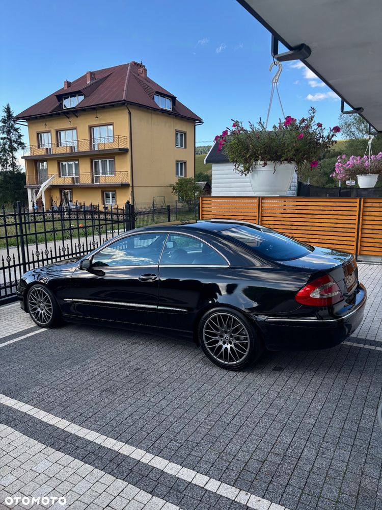 Mercedes-Benz CLK 270 CDI Avantgarde - 7