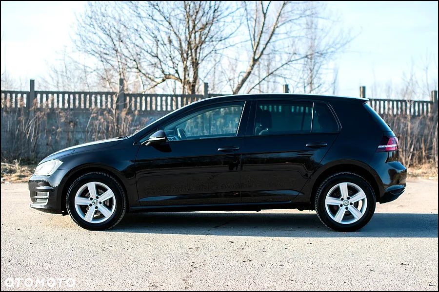 Volkswagen Golf - 3