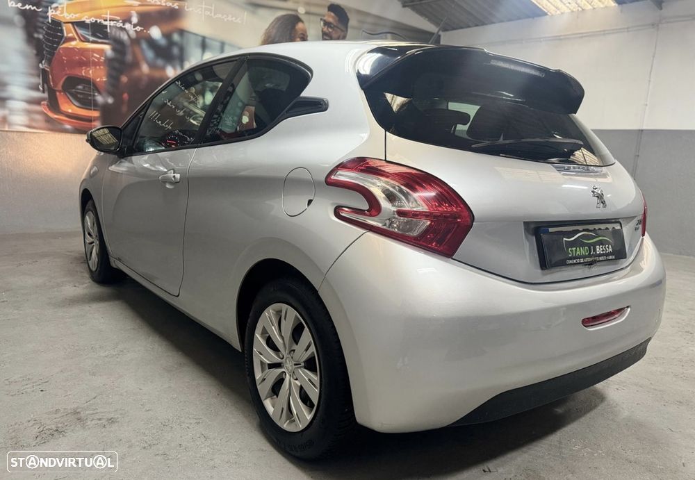 Peugeot 208 1.4 e-HDi Access 2-Tronic - 2