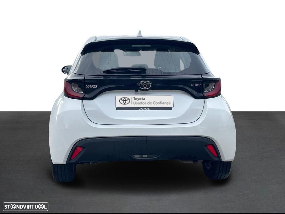 Toyota Yaris 2024 photo 4