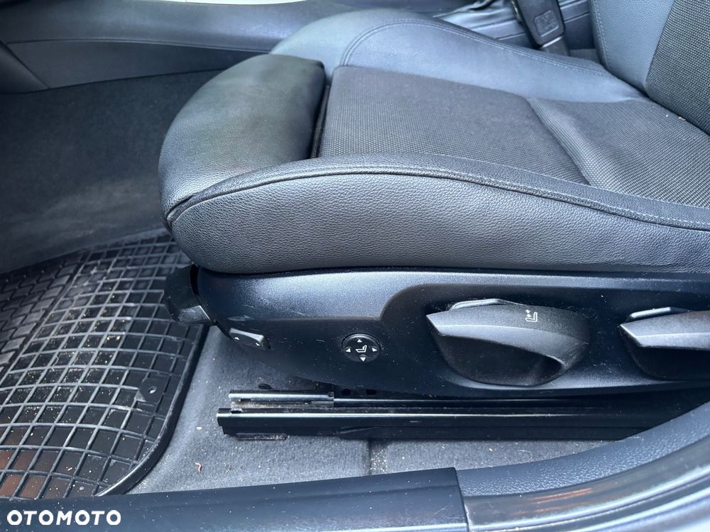BMW Seria 1 - 10