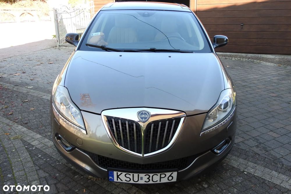 Lancia Delta 1.9 Multijet Twinturbo Executive - 3