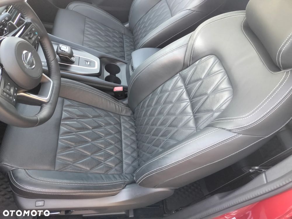 Nissan Qashqai 1.3 DIG-T MHEV Xtronic Tekna+ - 17
