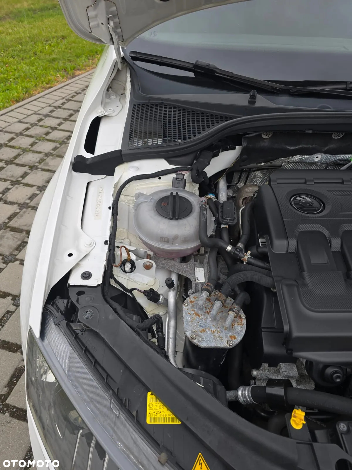 Skoda Octavia Combi 2.0 TDI RS - 23