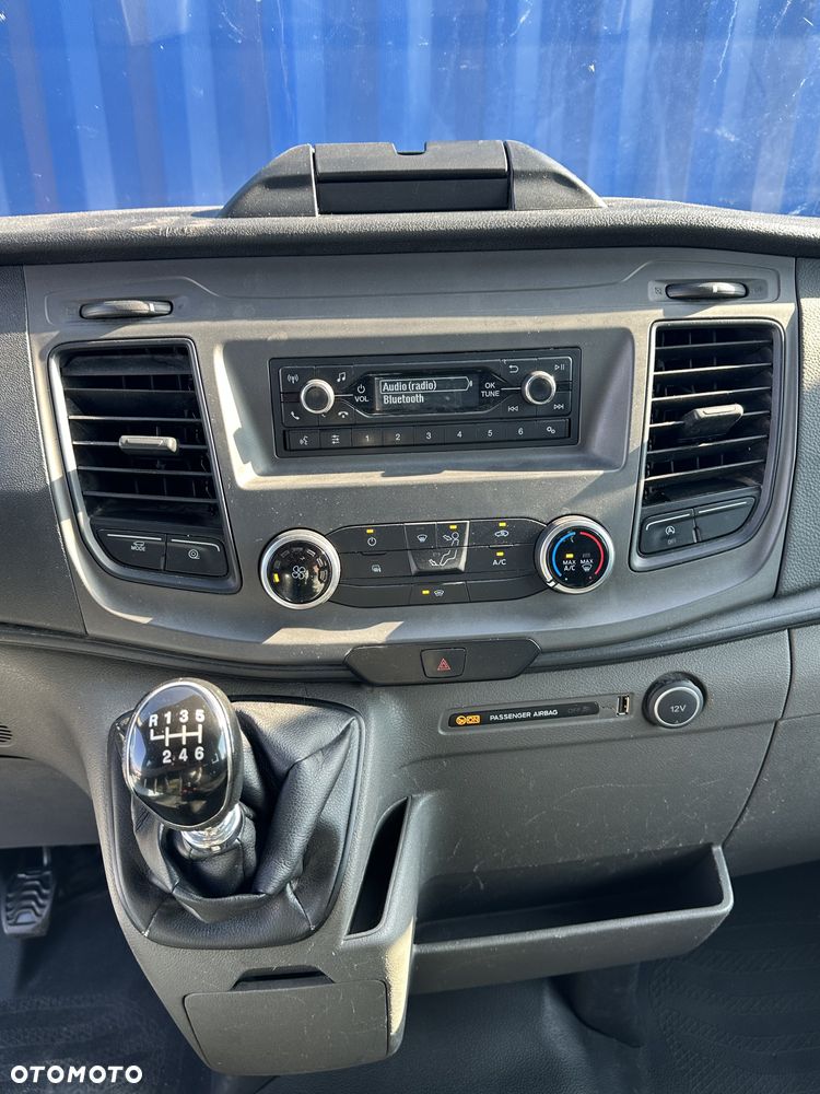 Ford Transit - 15