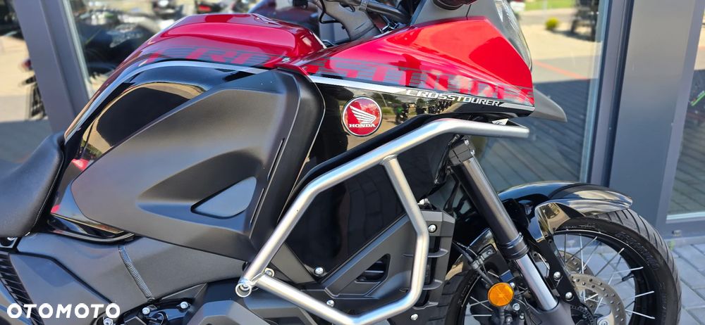 Honda VFR - 9