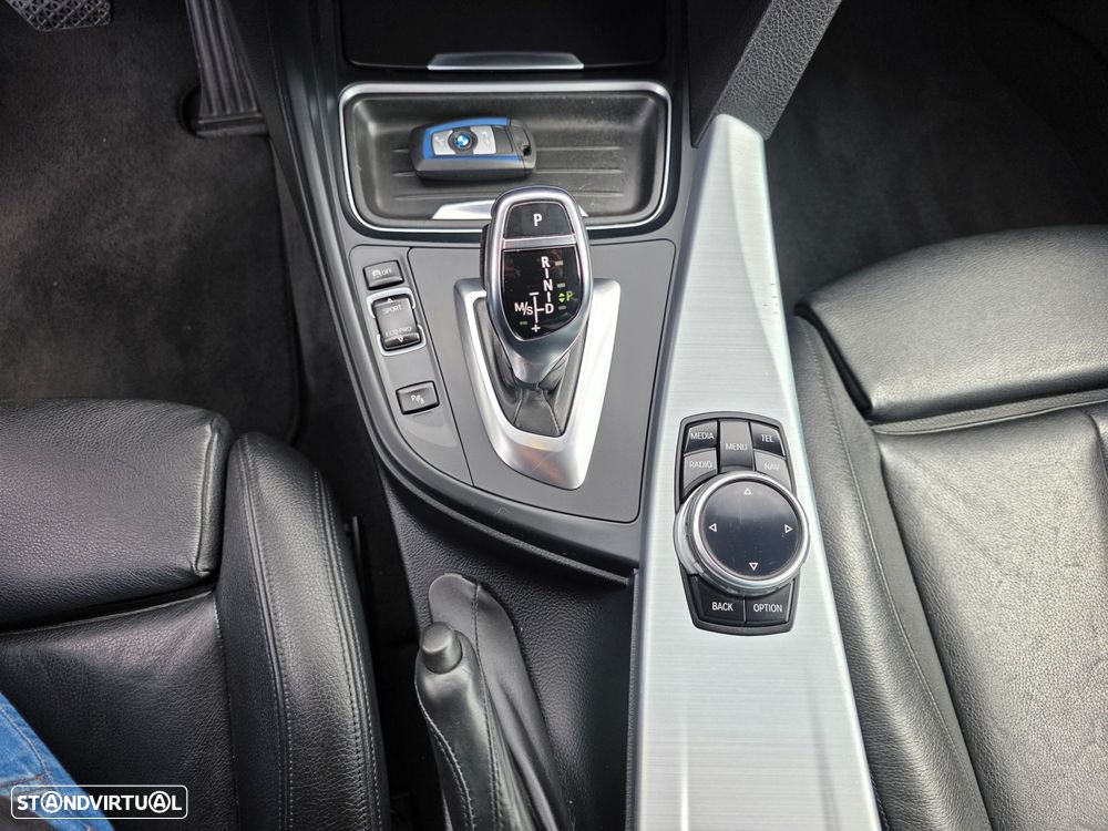 BMW 420 d Pack M Auto - 19