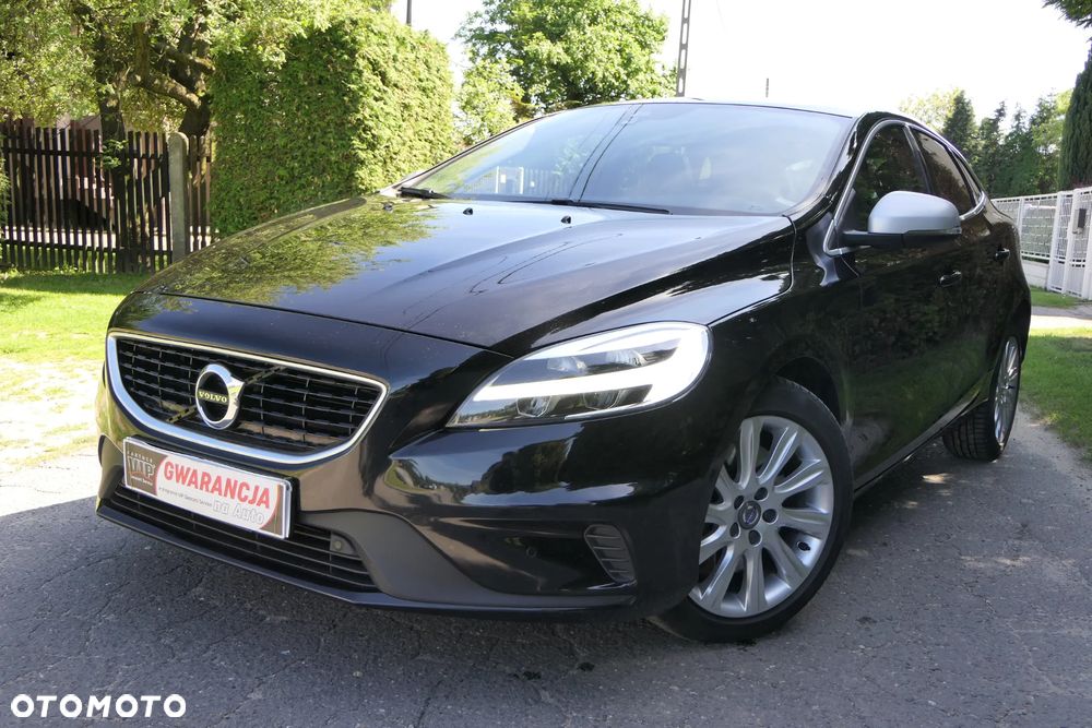 Volvo V40 D3 Geartronic RDesign - 1