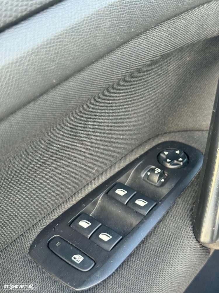 Peugeot 308 SW BlueHDi 100 Stop & Start Access - 11
