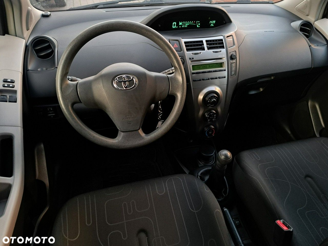 Toyota Yaris - 11