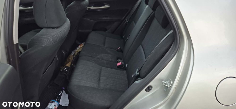 TOYOTA AURIS podszybie - 9