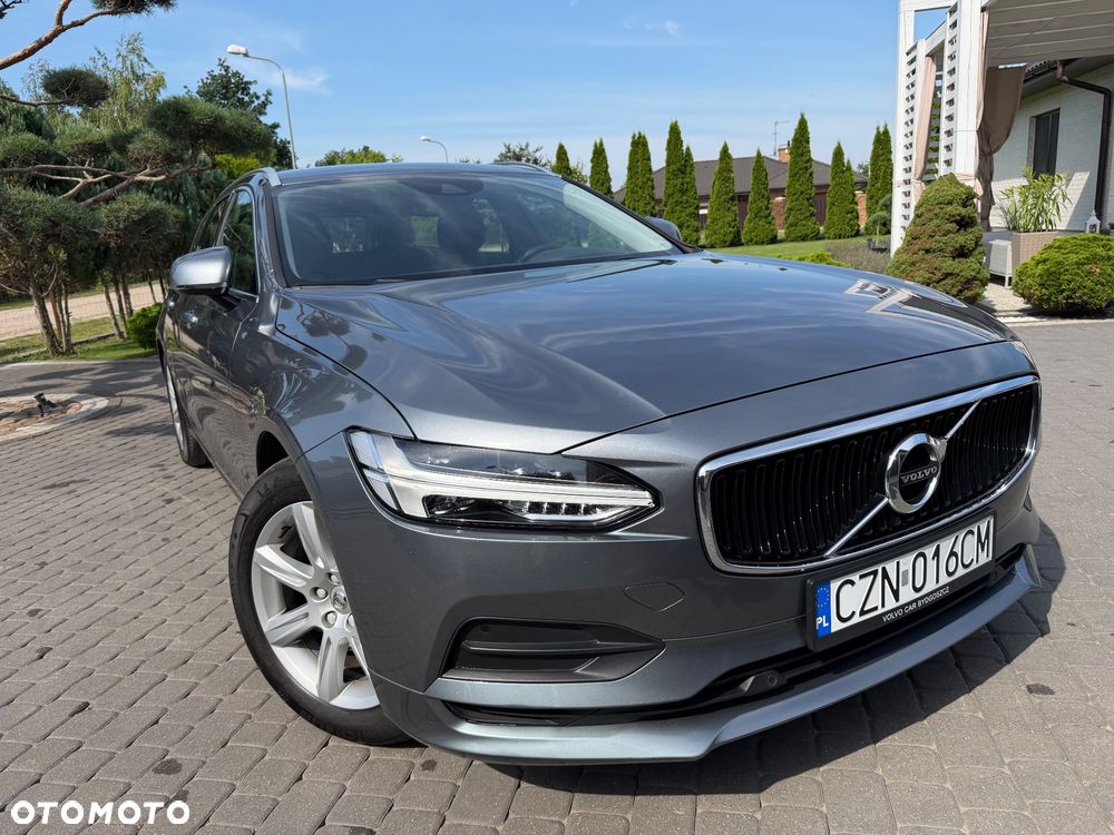 Volvo V90 D4 Momentum - 2