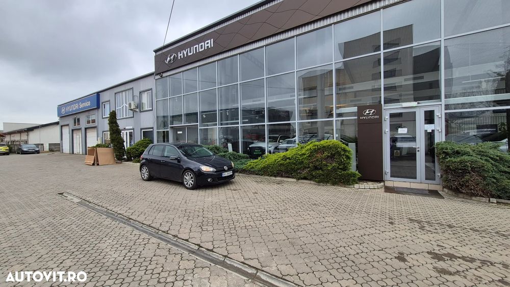 Volkswagen Golf 1.6 TDI DPF Style - 1