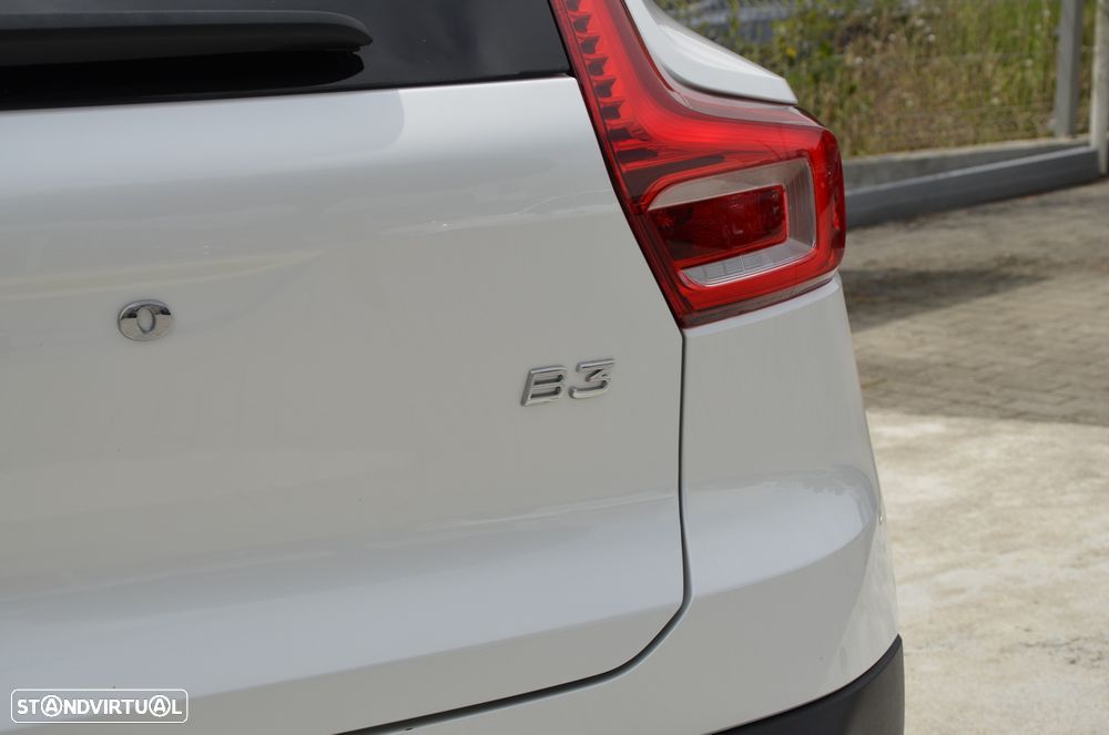 Volvo XC 40 2.0 B3 Core - 31
