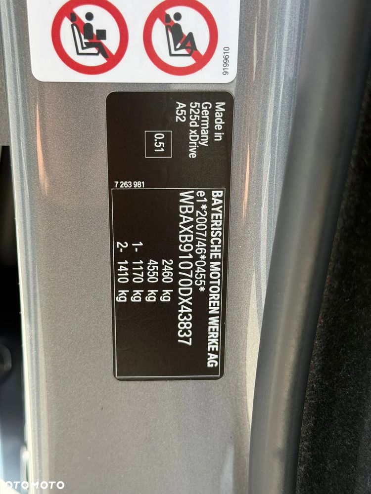 BMW Seria 5 525d xDrive - 6