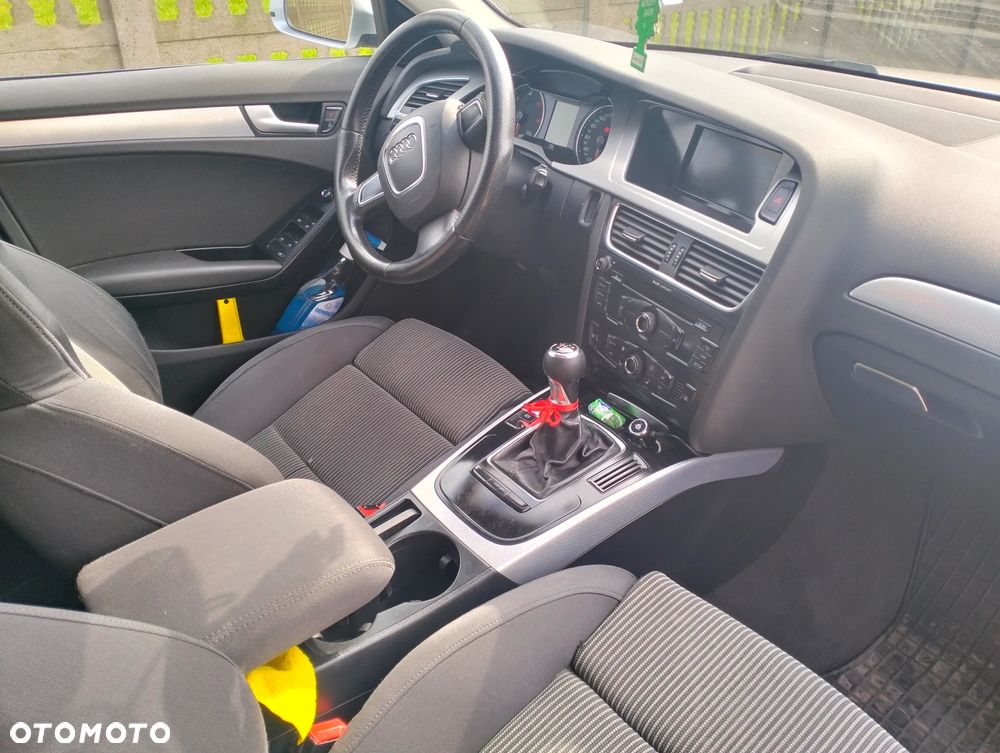 Audi A4 Avant 2.0 TDI DPF Ambition - 8