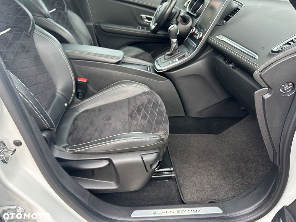 Renault Grand Scenic BLUE dCi 150 EDC BLACK EDITION - 4