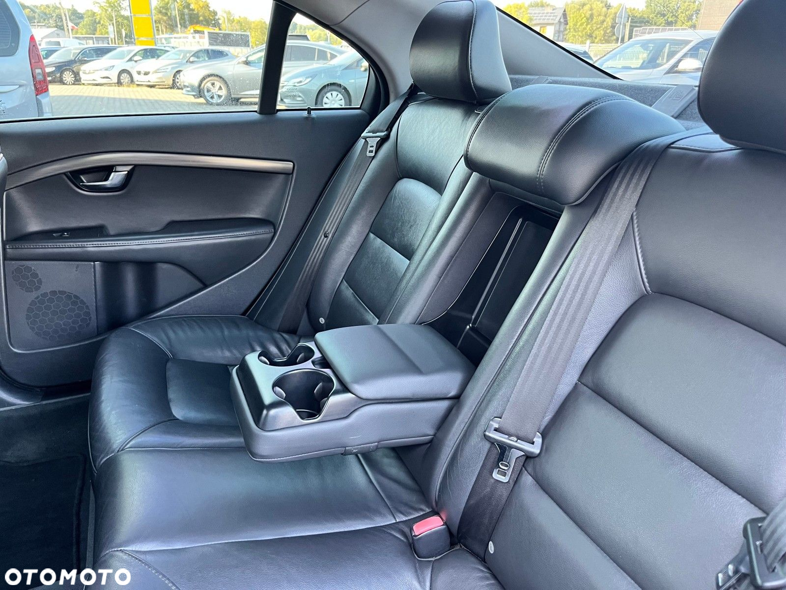 Volvo S80 D4 Drive-E Momentum - 10