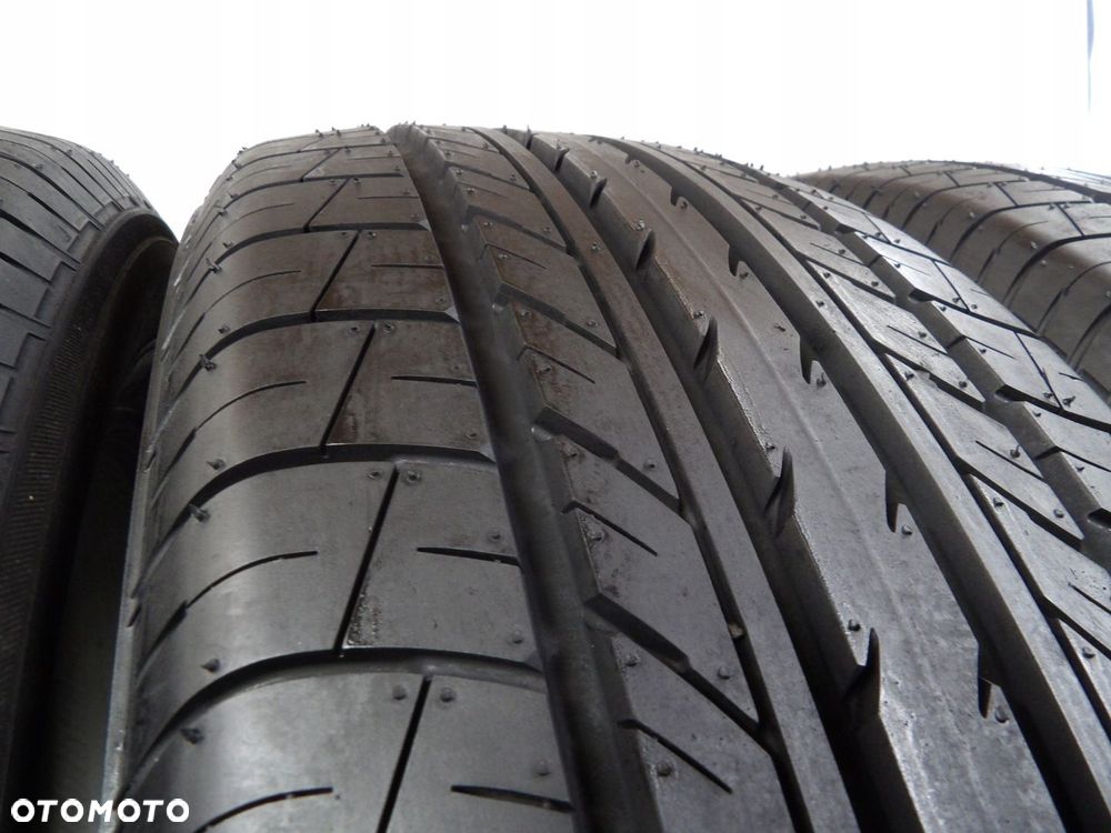 4X opony 225/55R18 YOKOHAMA BLUEARTH E70 - 5