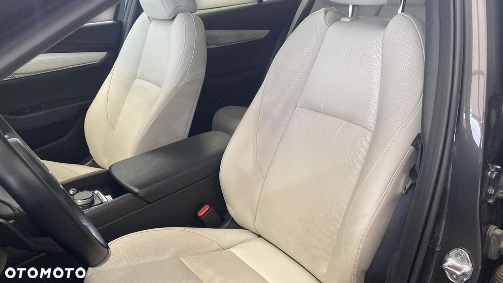 Mazda 3 e-SKYACTIV-X 186 M HYBRID EXCLUSIVE-LINE - 17